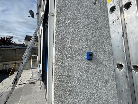 Six Stars Painting is your go to Painters in Dublin. With years of industry experience we offer the very highest standard exterior home painting and interior home painting throughout Dublin Wicklow, Kildare, and Meath.