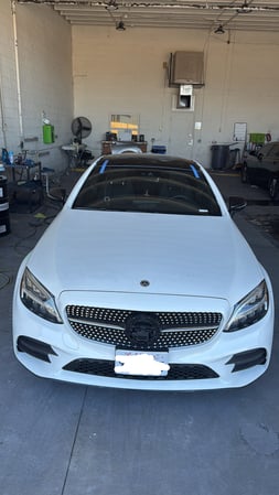 Images Lara’s Auto Glass