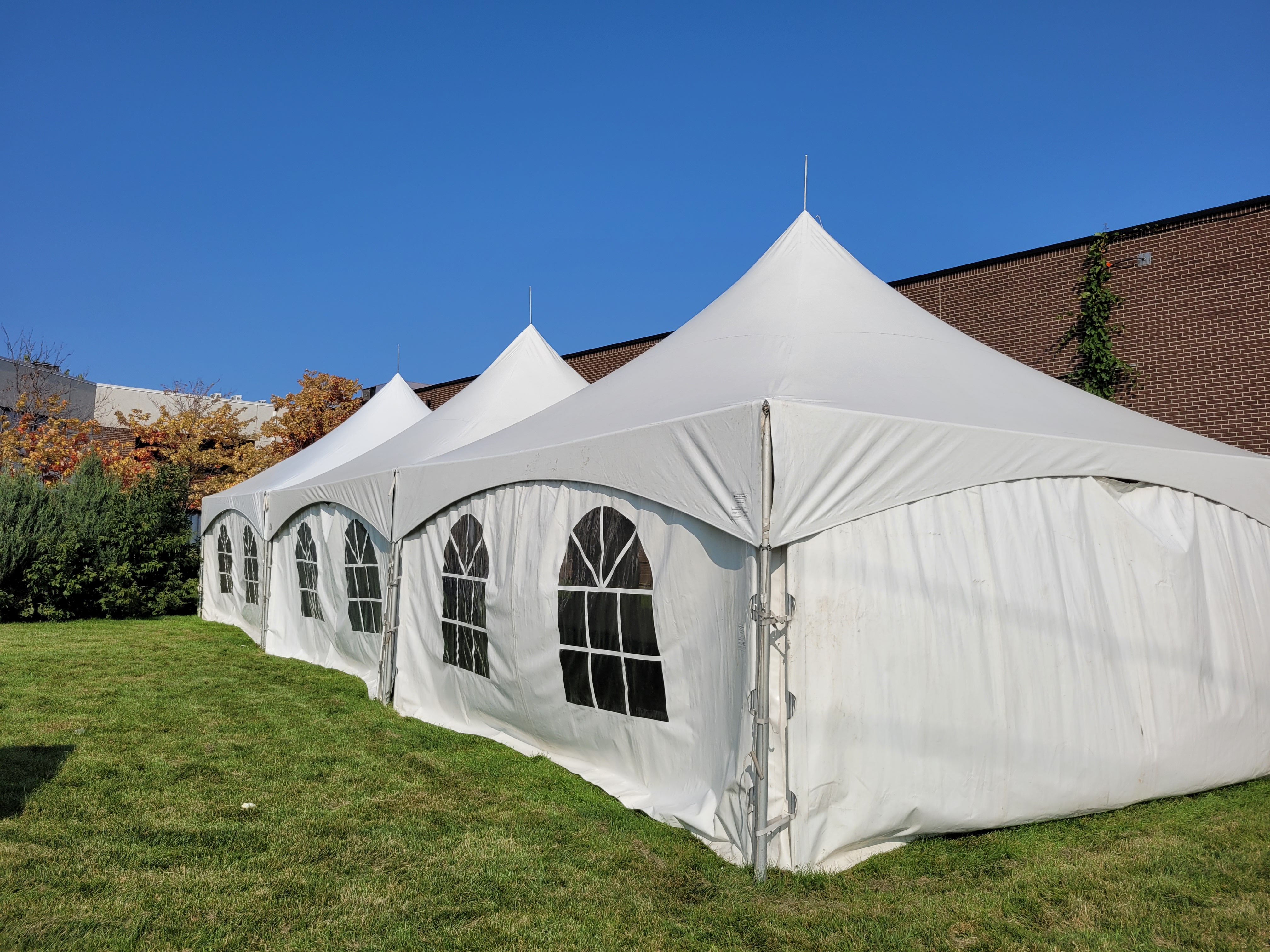 Images Les Abris St-Michel Inc. - Location de chapiteaux