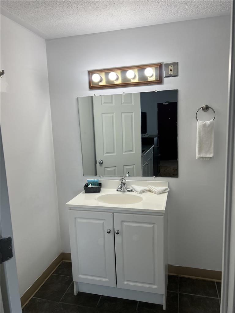 Images Harbourview Inn, SureStay Collection by Best Western