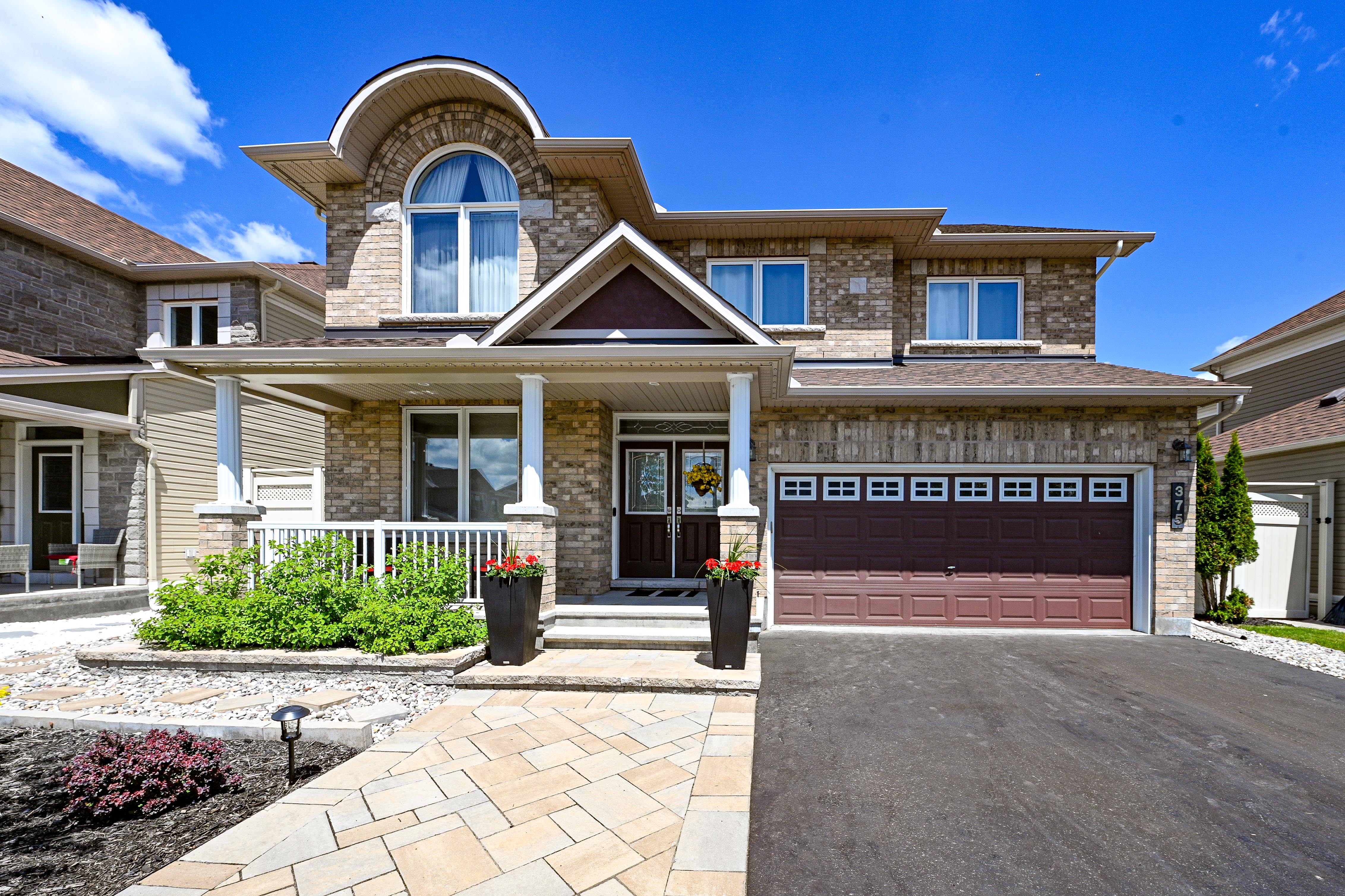 Images Leif Olson - Ottawa Real Estate Agent - Hamre Team RE/MAX Affiliates