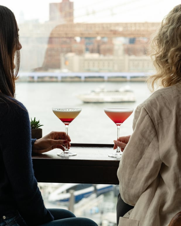 Images Harriet's Lounge