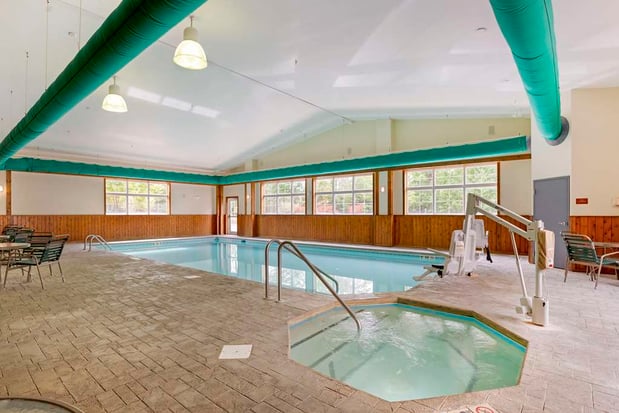 Images Best Western Plus Crossroads Inn & Suites