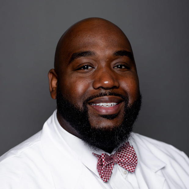 Images Earl Campbell, MD