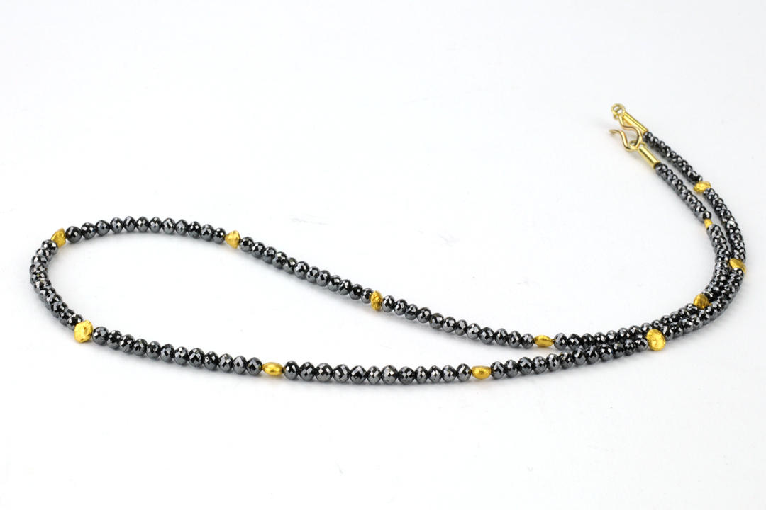 Diamantkette schwarz 34ct mit Feingoldnuggets und 750/- Gelbgoldschließe