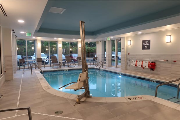 Images Hilton Garden Inn Lakewood