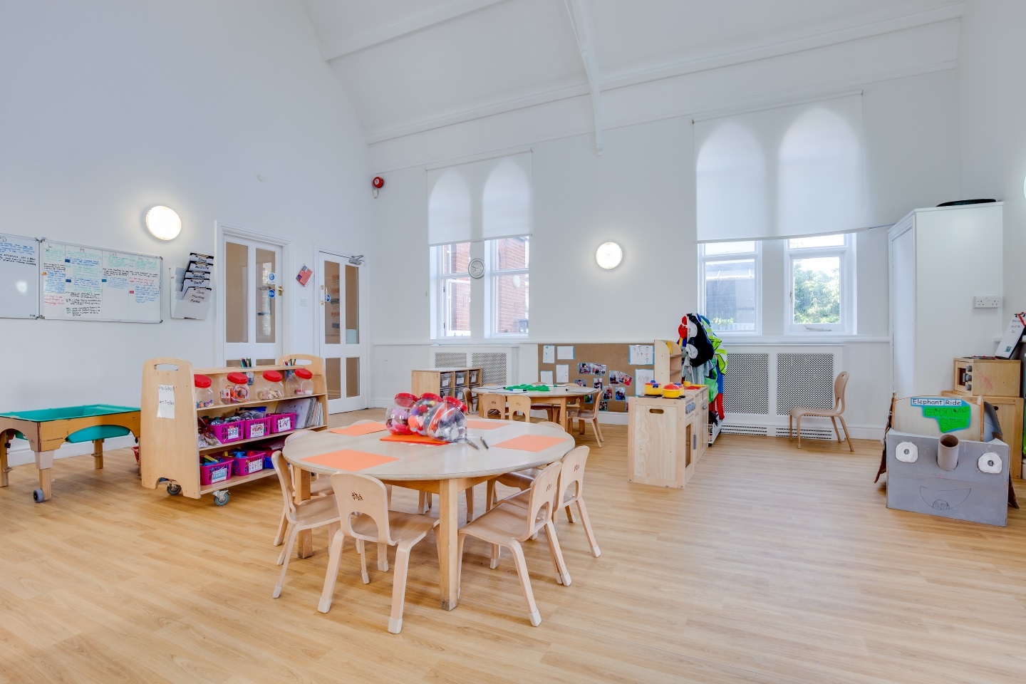 Images CLOSED Bright Horizons Esher Day Nursery and Preschool