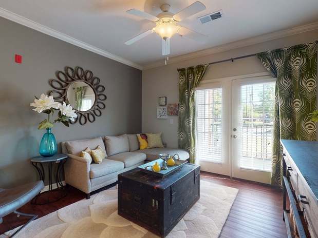 Images The Heritage at Arlington Apartment Homes