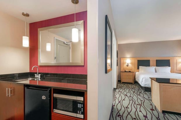 Images Hampton Inn & Suites Raleigh/Crabtree Valley