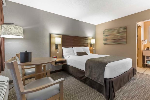 Images Best Western Plus Landing View Inn & Suites