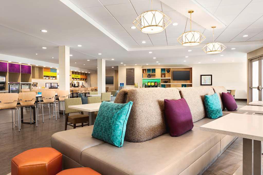 Breakfast Area Home2 Suites by Hilton Leesburg Leesburg (571)209-1010
