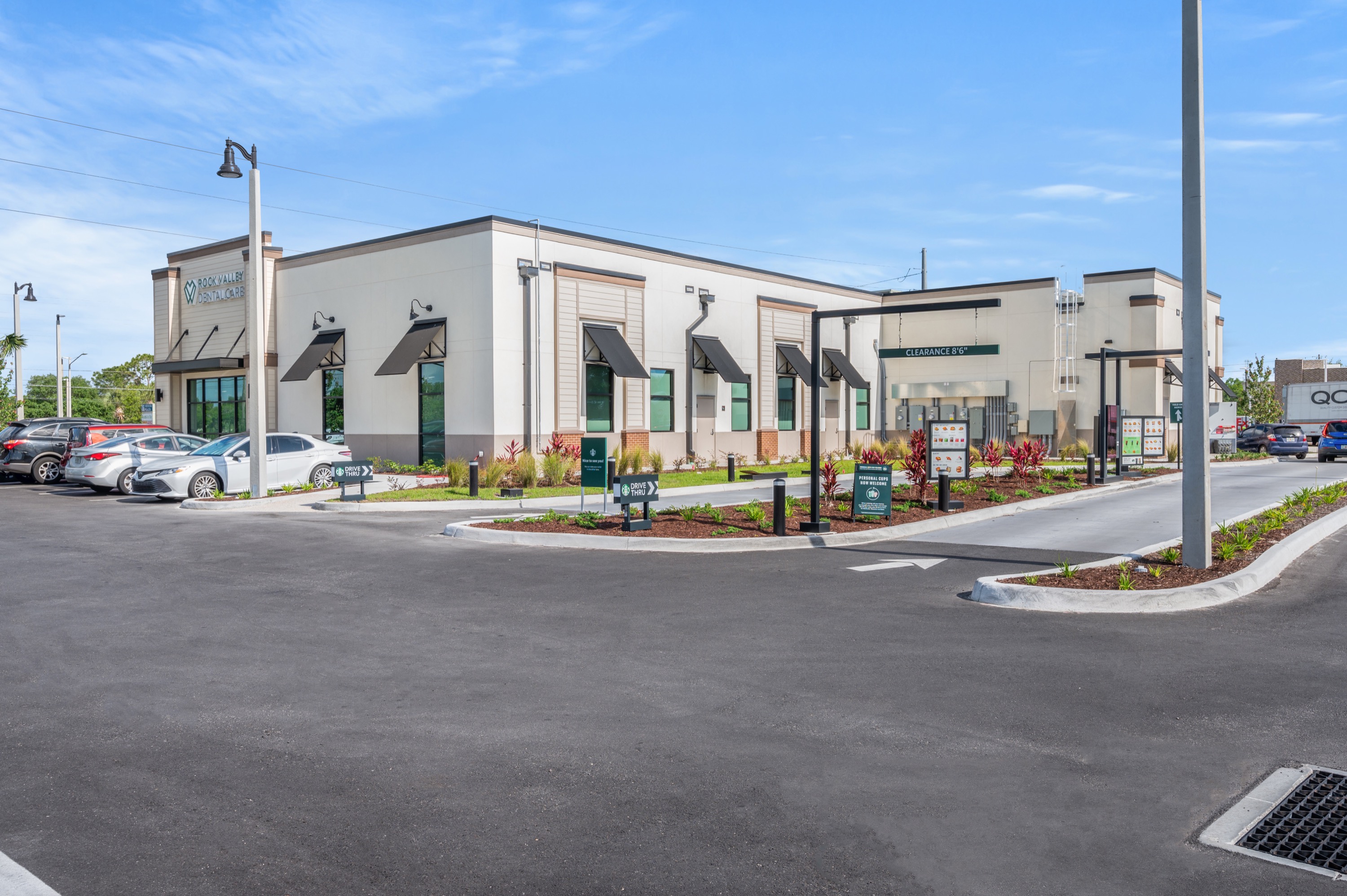 Side of office, Rock Valley Dental Care. Dentist in Apopka, FL. 