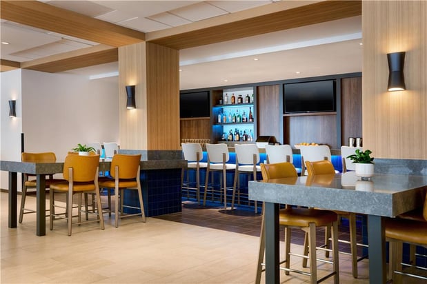 Images Hilton Garden Inn LAX Los Angeles Airport