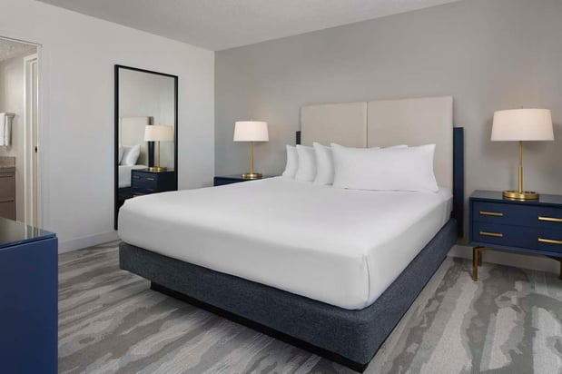Images Embassy Suites by Hilton Myrtle Beach Oceanfront Resort