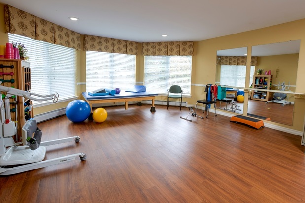 Images Benchmark Senior Living at Leominster Crossings