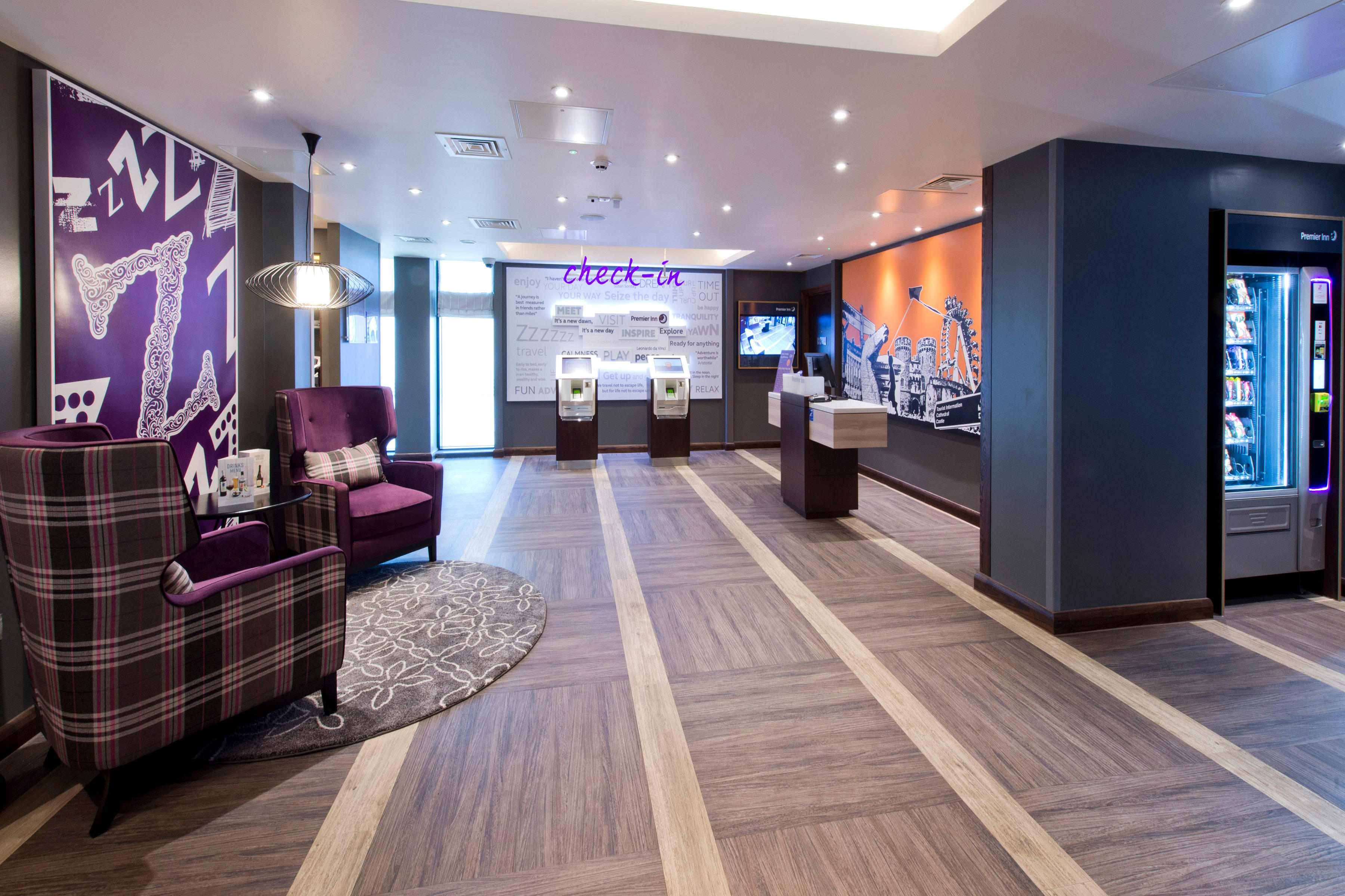 Images Premier Inn Liverpool City Centre (Lime Street) hotel