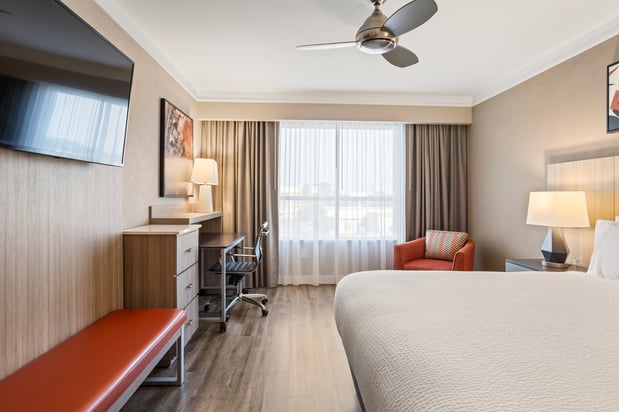 Images Holiday Inn Baton Rouge College Drive I-10 by IHG