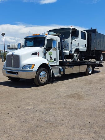 Images Freeway Towing & Storage North Phoenix