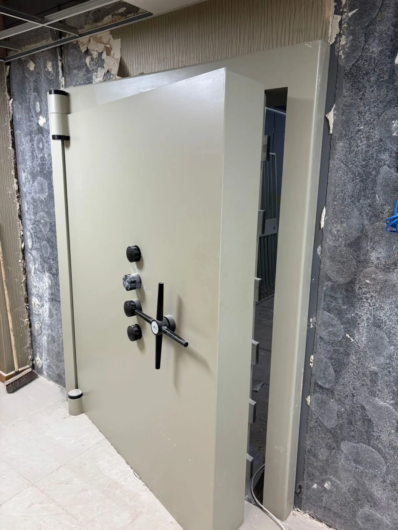 Images JEP Industrial Ltd