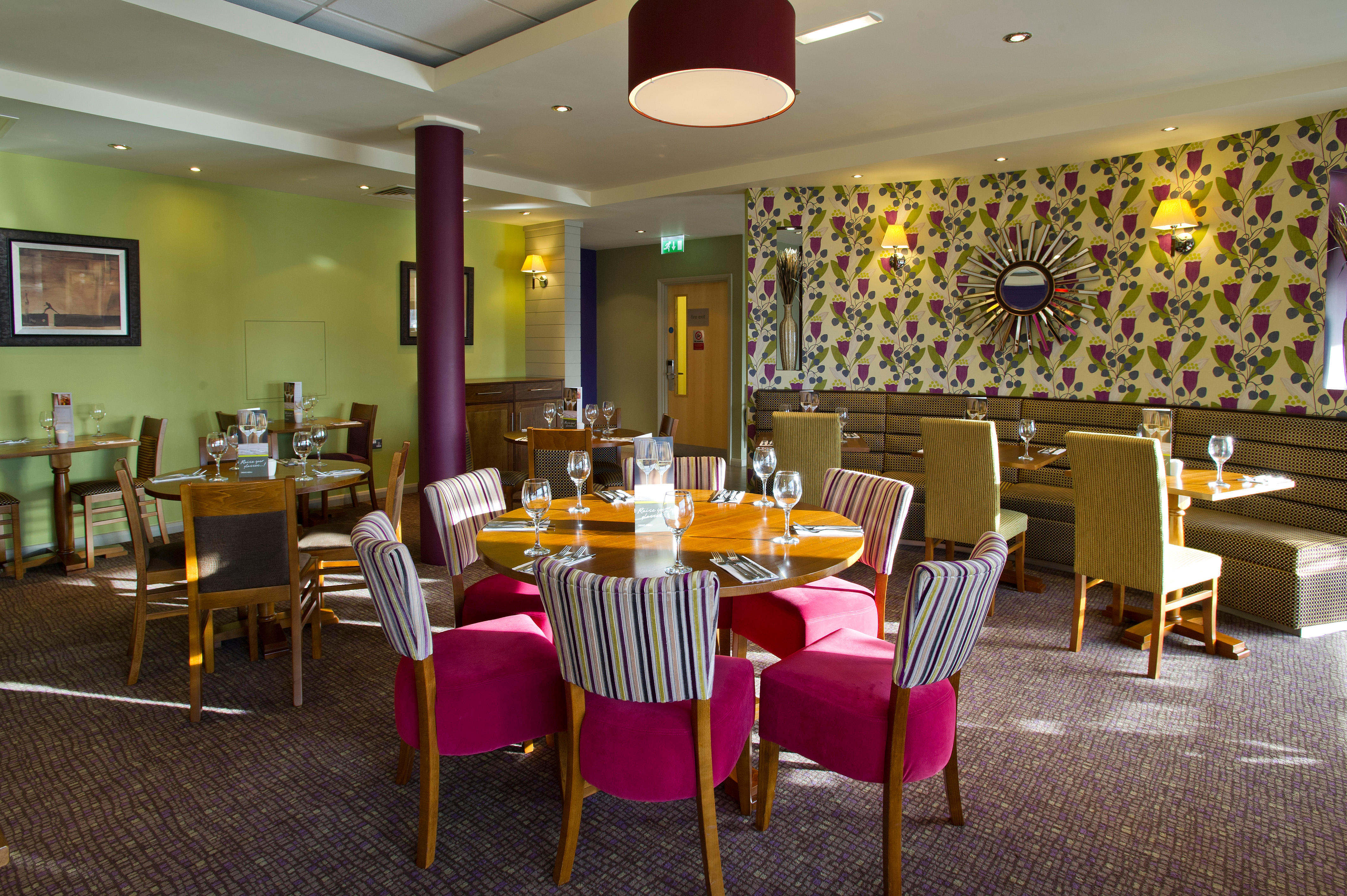 Thyme restaurant interior Premier Inn Ayr A77/Racecourse hotel Ayr 03333 219304