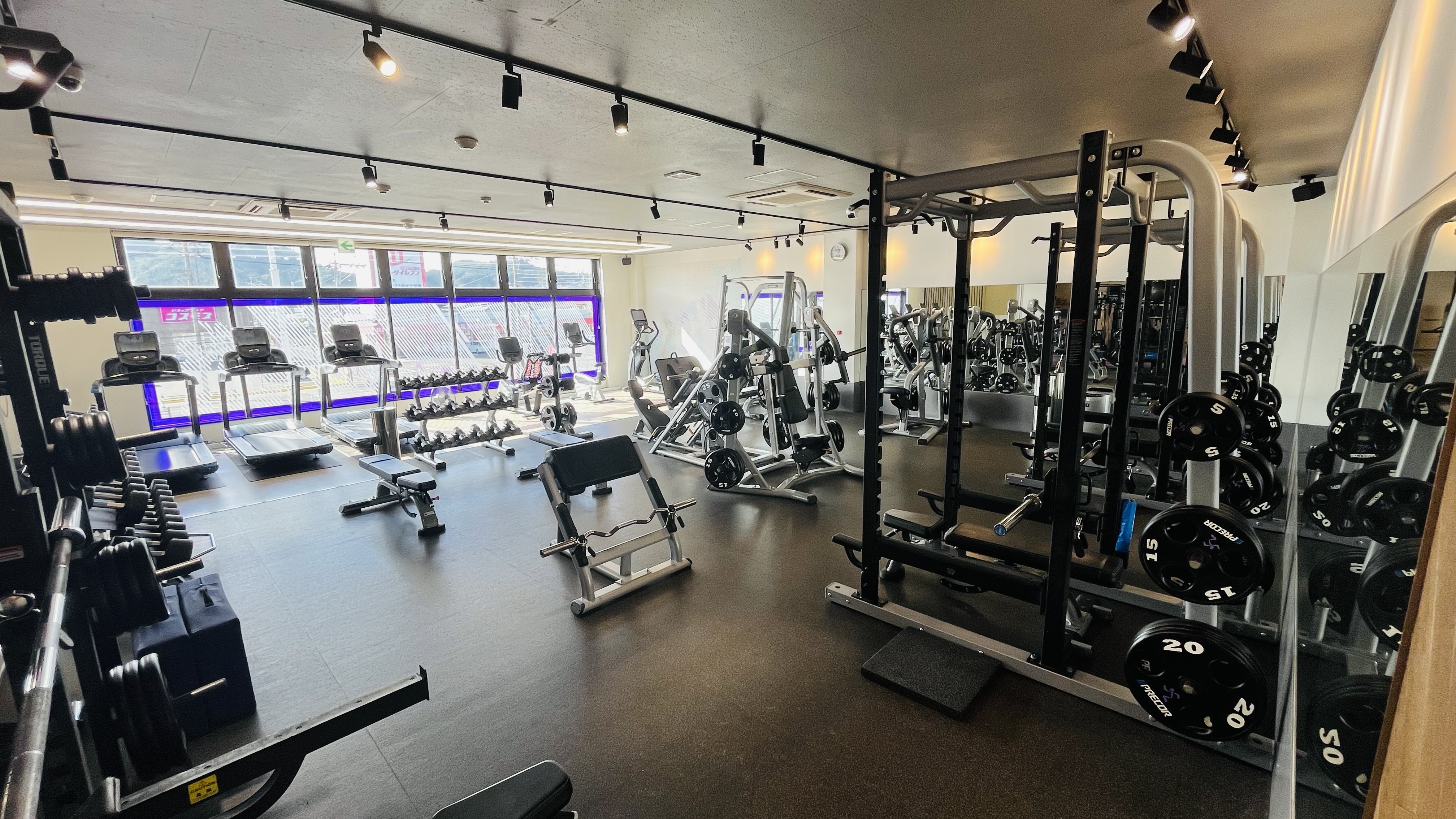 Images エニタイムフィットネス 姶良店