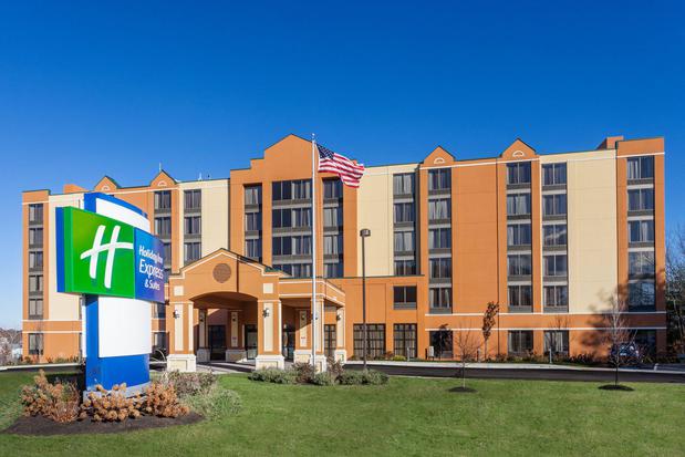Images Holiday Inn Express & Suites South Portland by IHG