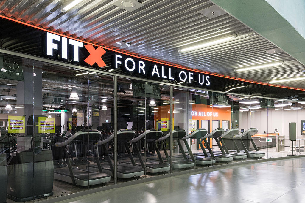 Bild 1 FitX Fitnessstudio in Wetzlar
