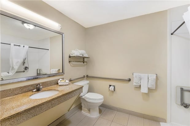Images Best Western Plus Richmond Hill Inn