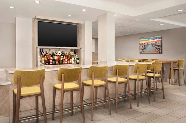 Images Hilton Garden Inn Solomons