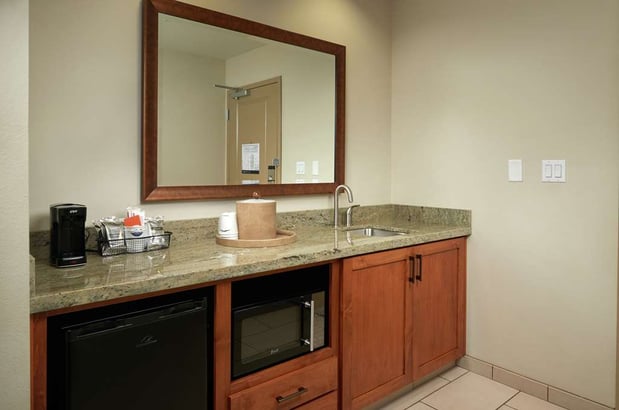 Images Hampton Inn & Suites Salem