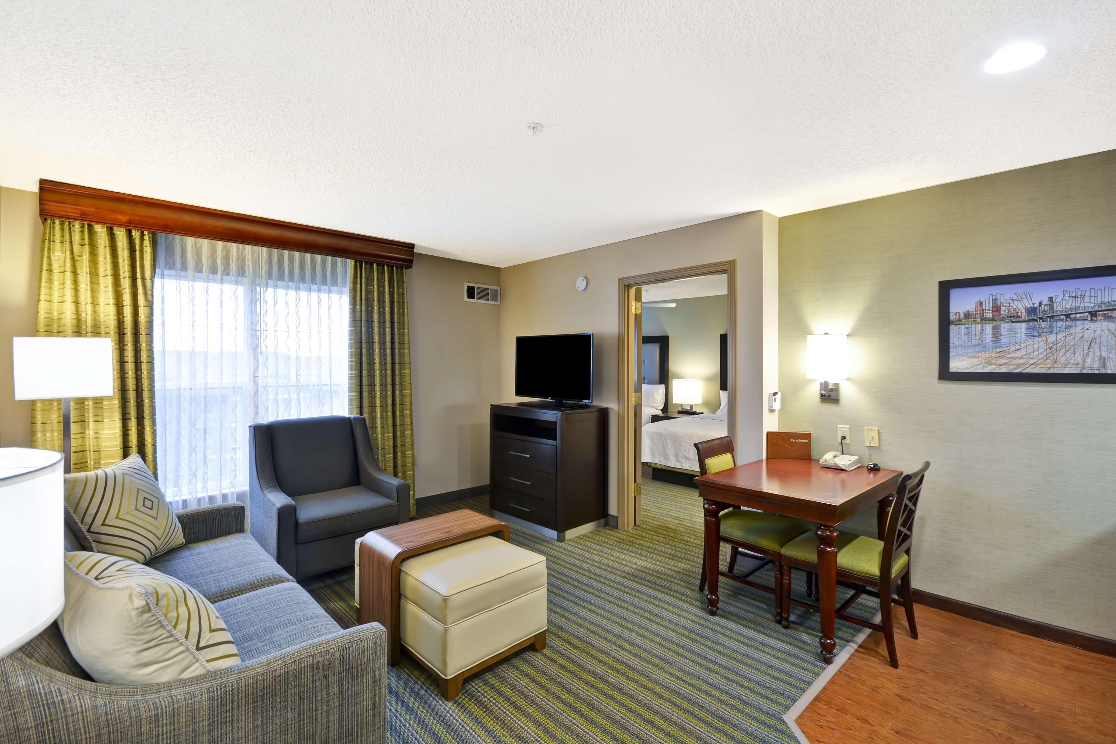 Guest room
