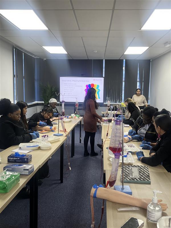 Images Phlebotomy Training Institute - London