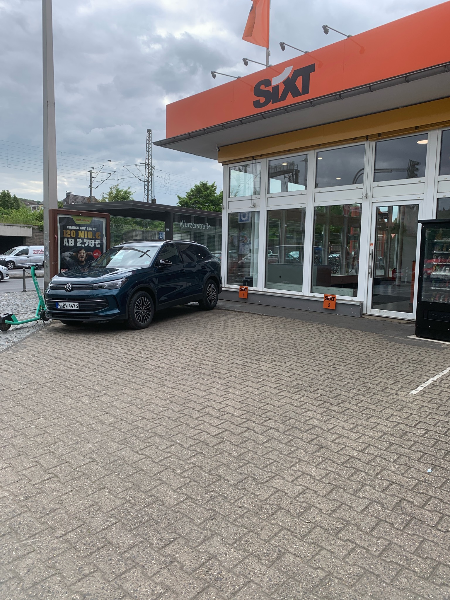 SIXT Autovermietung Bonn, Godesberger Allee 2-6 in Bonn