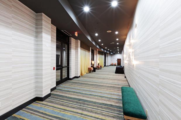 Images Holiday Inn & Suites McKinney - N Allen by IHG