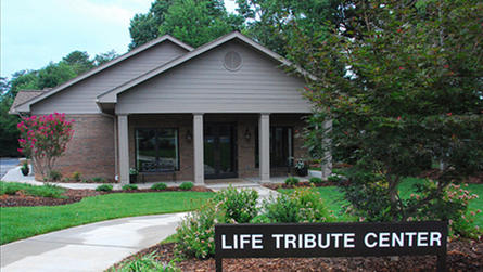Image 2 | Cumby Family Funeral Homes - Archdale