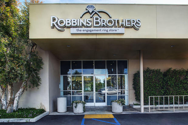 Images Robbins Brothers