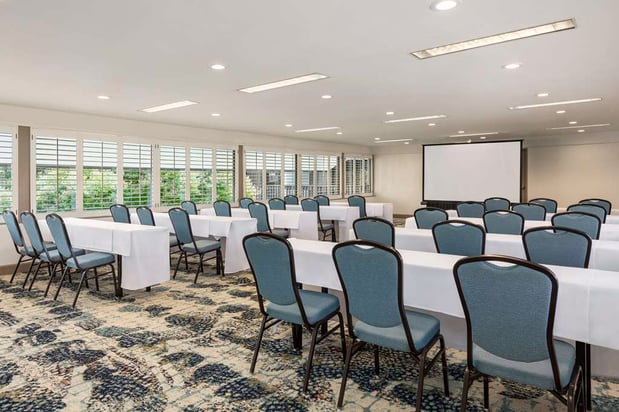 Images Hilton Garden Inn Monterey