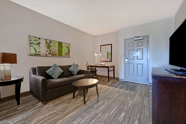 Images Hilton Garden Inn San Bernardino