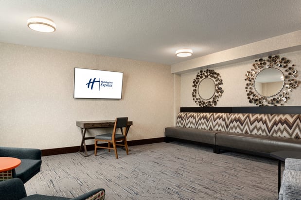 Images Holiday Inn Express Baltimore at the Stadiums by IHG