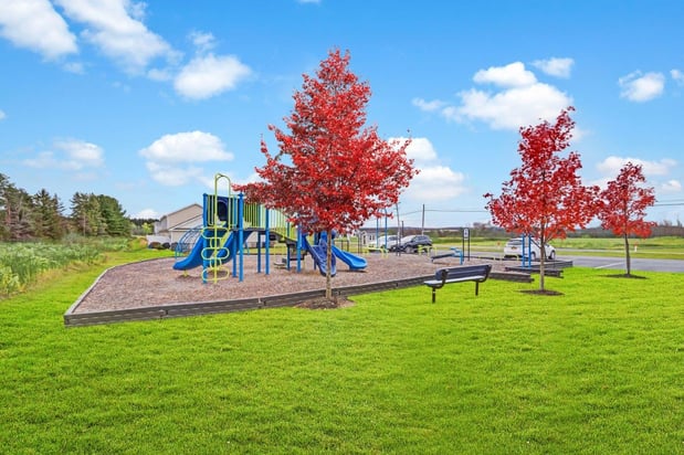 Images The Links at Centerpointe Townhomes