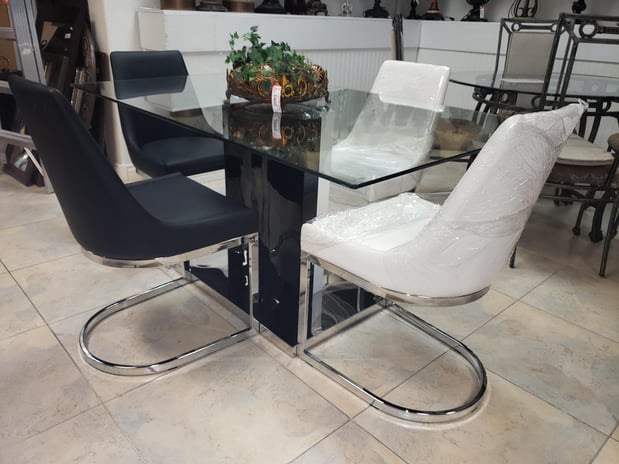 Images J and B Furniture Consignments