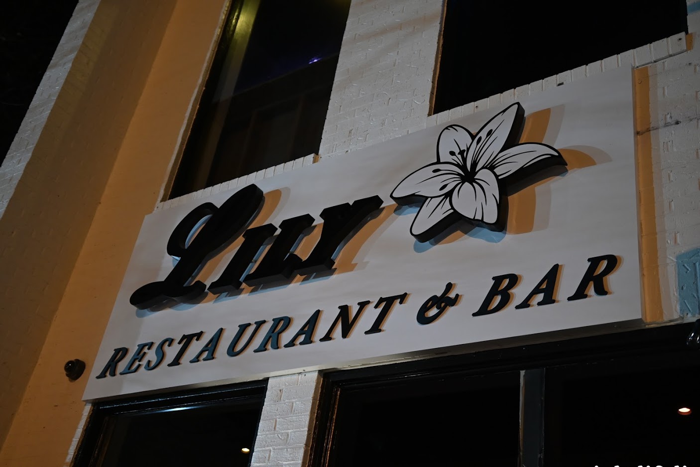 Lily’s Restaurant & Lounge Photo