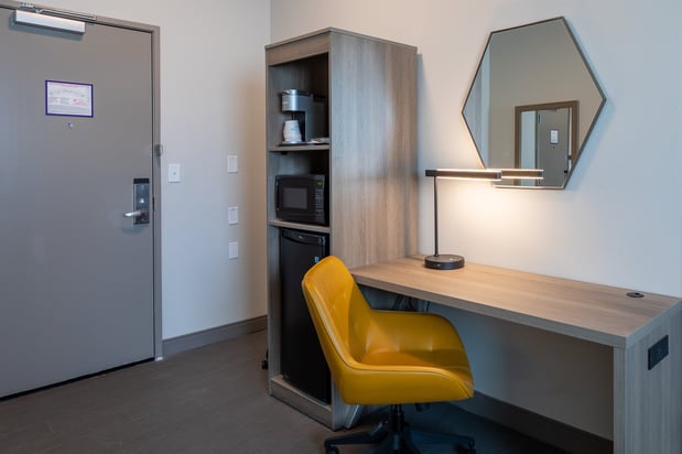 Images Holiday Inn Express & Suites Englewood - Denver South by IHG