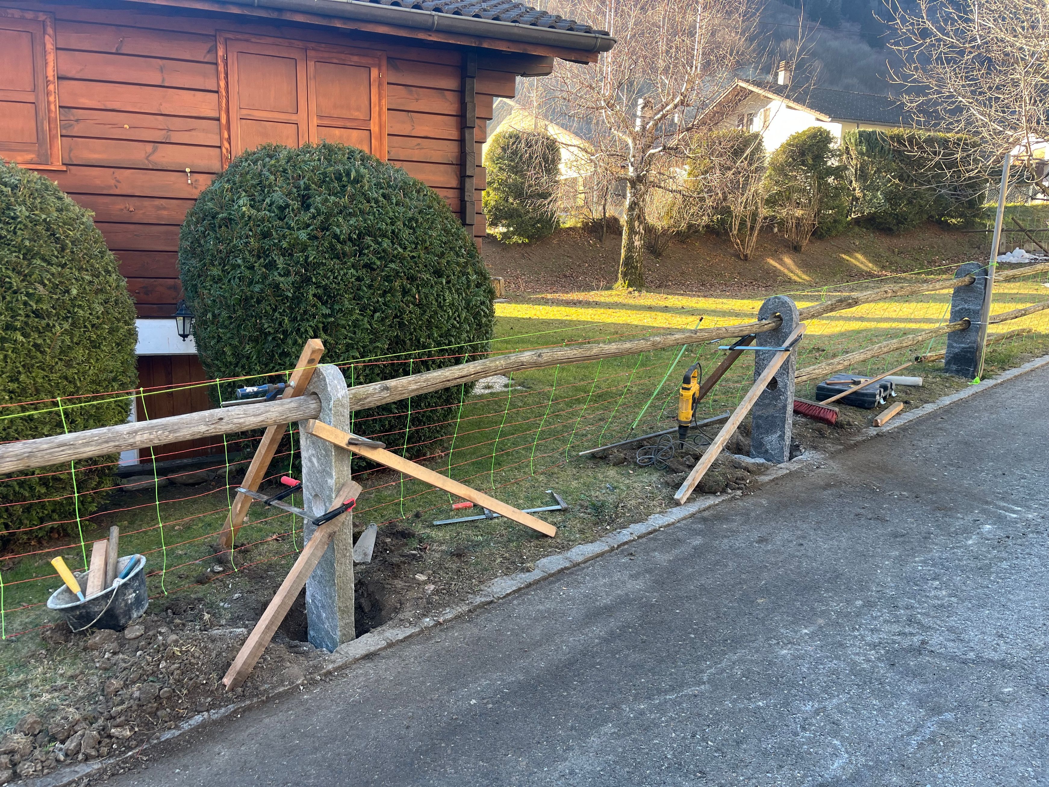 Bilder Graniti, Giardini e Pali di Castagno by DT Multiservices di Daniele Tiboni, selvicoltore AFC