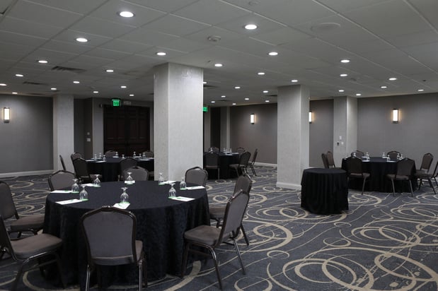 Images Holiday Inn Chicago Oakbrook by IHG