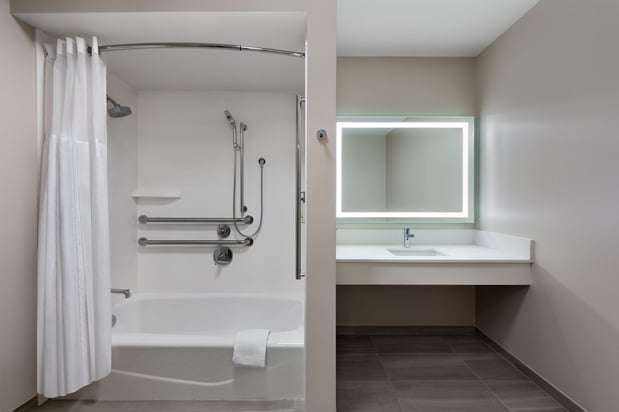 Images Holiday Inn Express & Suites Pittsfield-Lenox-Berkshires by IHG