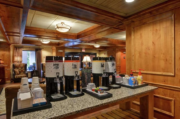 Images Hampton Inn & Suites New Hartford