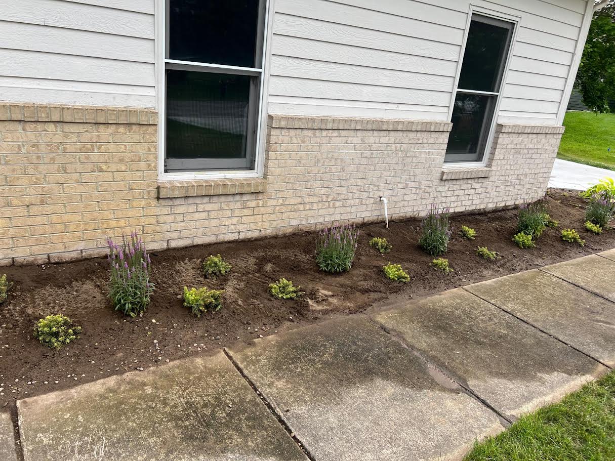 Heritage Lawn Care Image