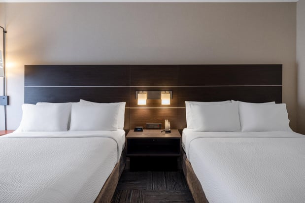 Images Holiday Inn Express Corydon by IHG