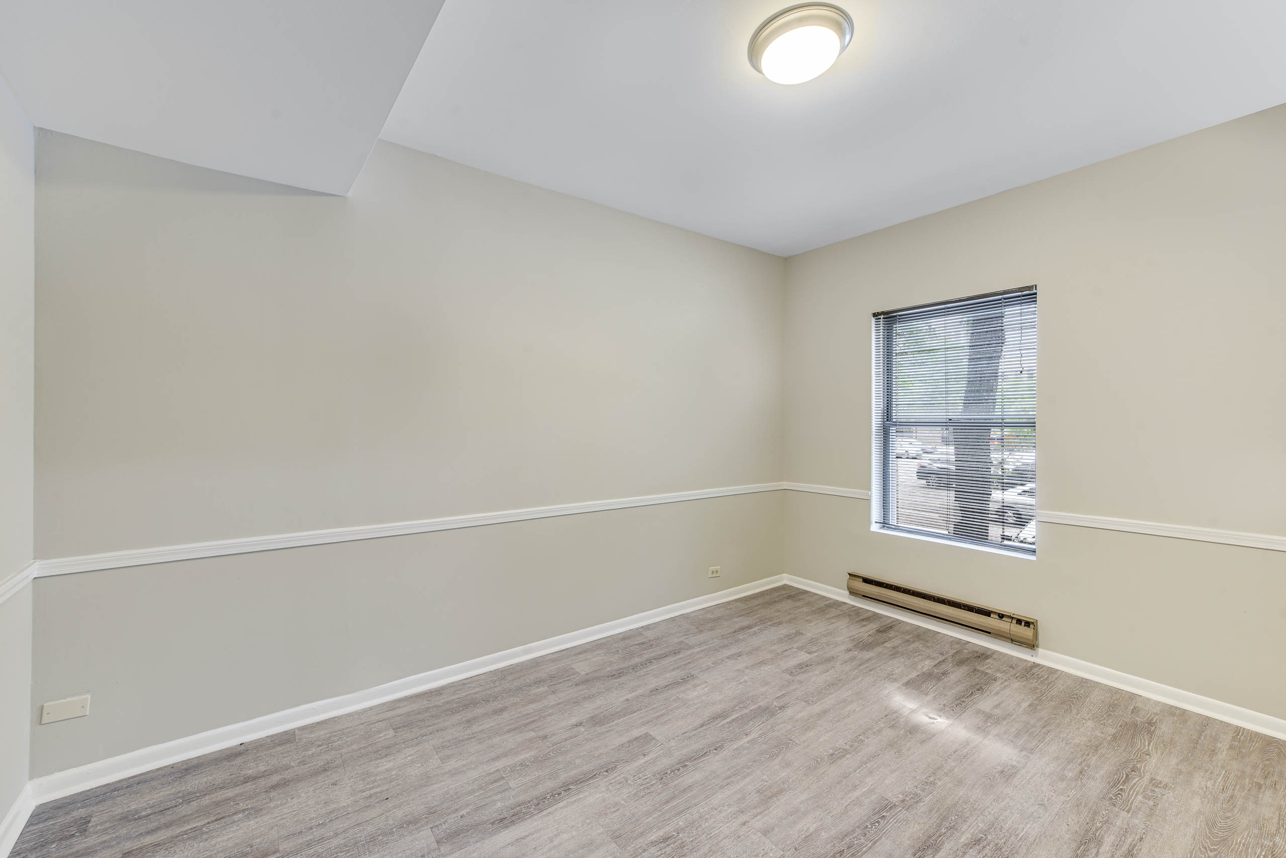 Vacant Room 